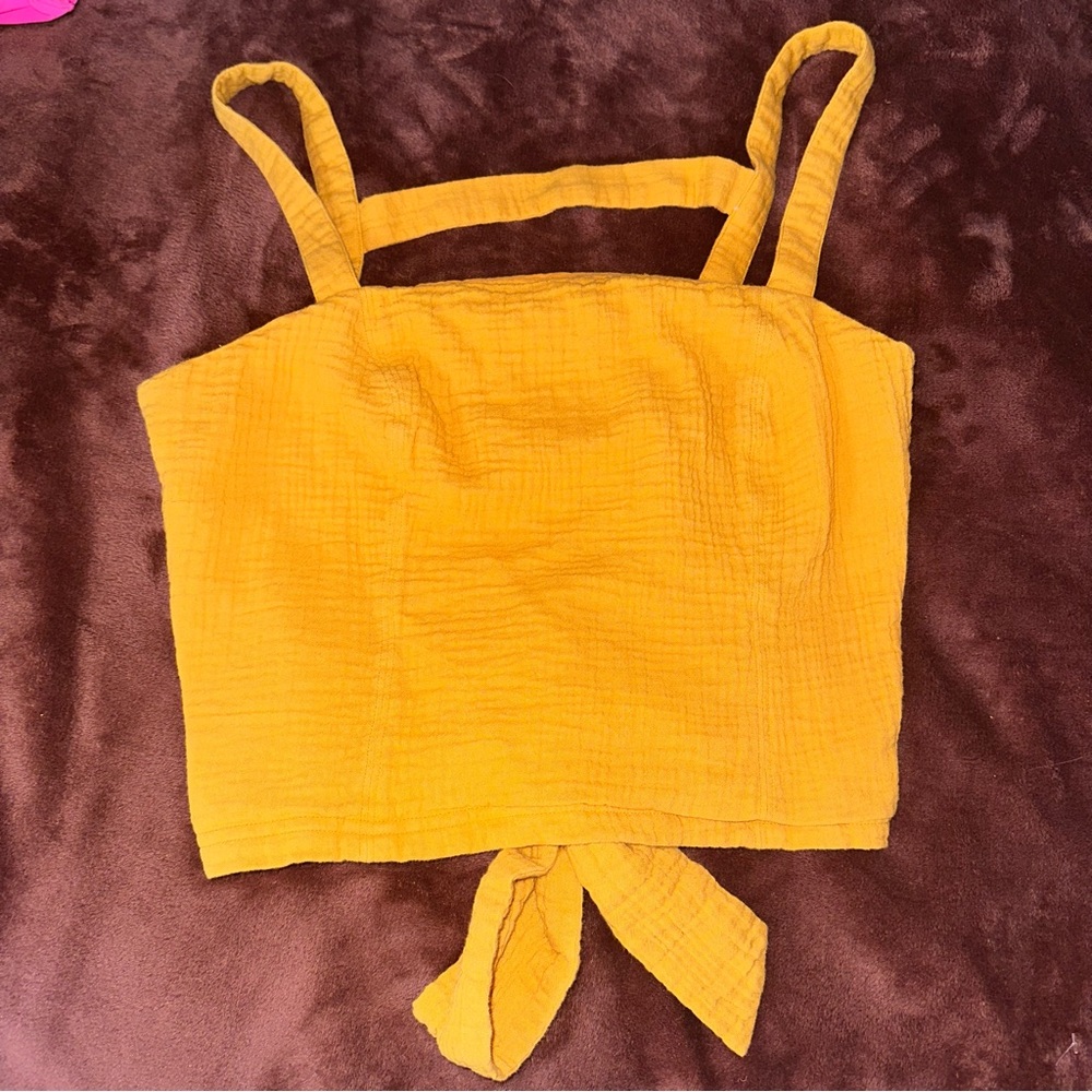 136 Anthropologie Yellow Tie-Back Crop Top Size Large